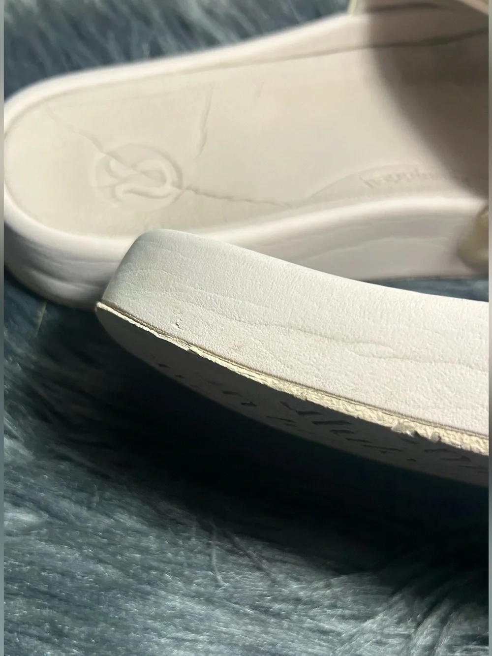 lululemon Restfeel Sand Dollar/Coastal Sand/Coastal Sand Slide Sandals Size 9